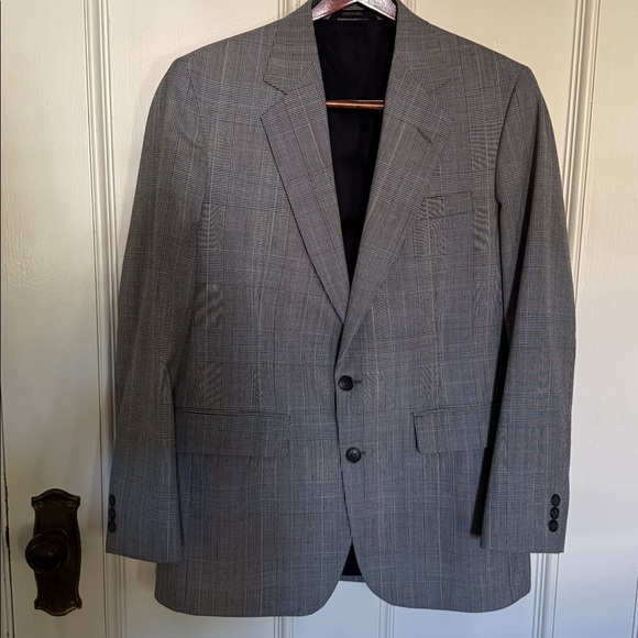 Size 38 like new suit jacket - Picture 1 of 8